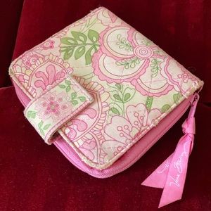 •Vera Bradley• Petal Pink Paisley Wallet